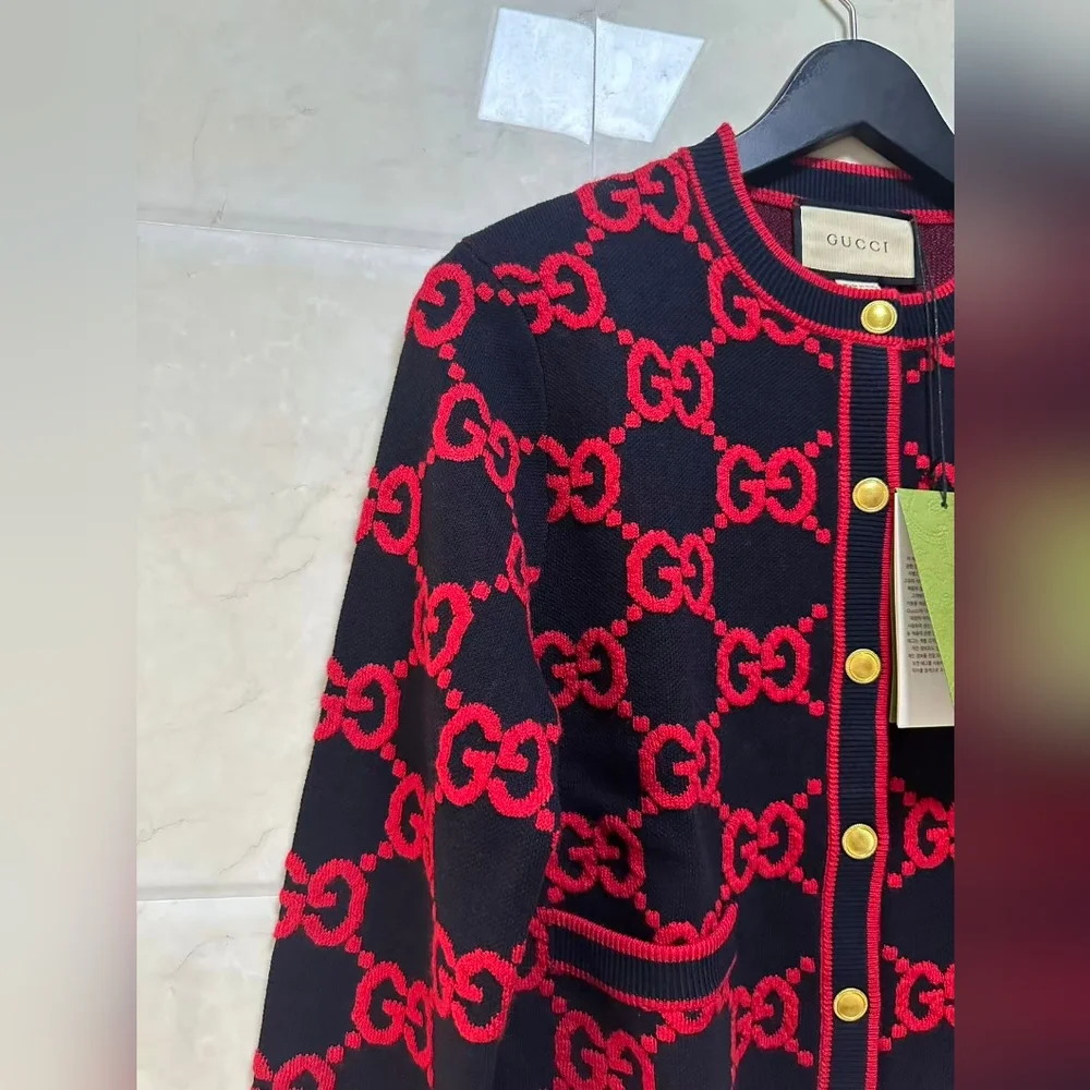 Gucci GG Jacquard Wool blend Knit Cardigan - Picture 3 of 16